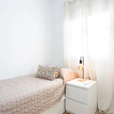 Home2book Vibrant & Trendy Cruz Center Apartment *