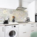 Home2book Vibrant & Trendy Cruz Center Apartment