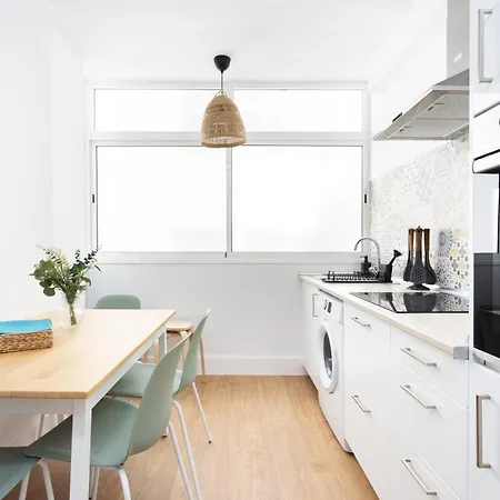 Home2book Vibrant & Trendy Cruz Center דירה